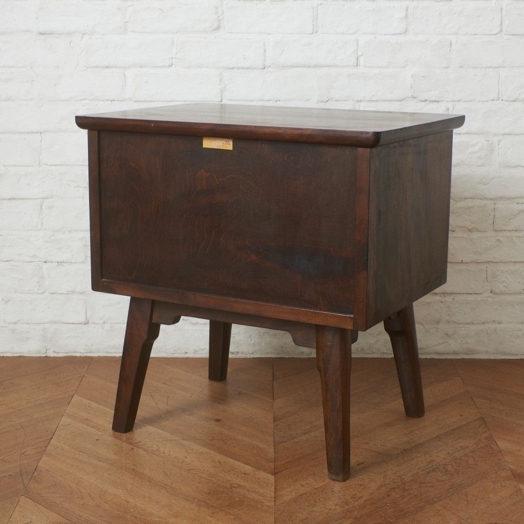 サイド卓 Night Table with 3 drawers