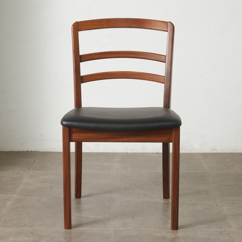 ラダーバックチェア / 張替済