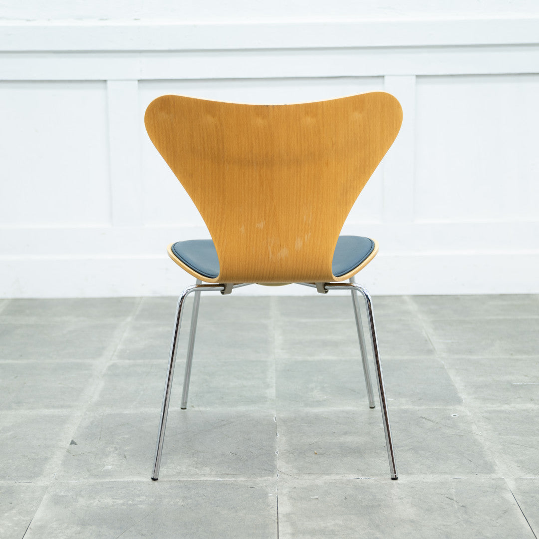 セブンチェア / フロントパディング