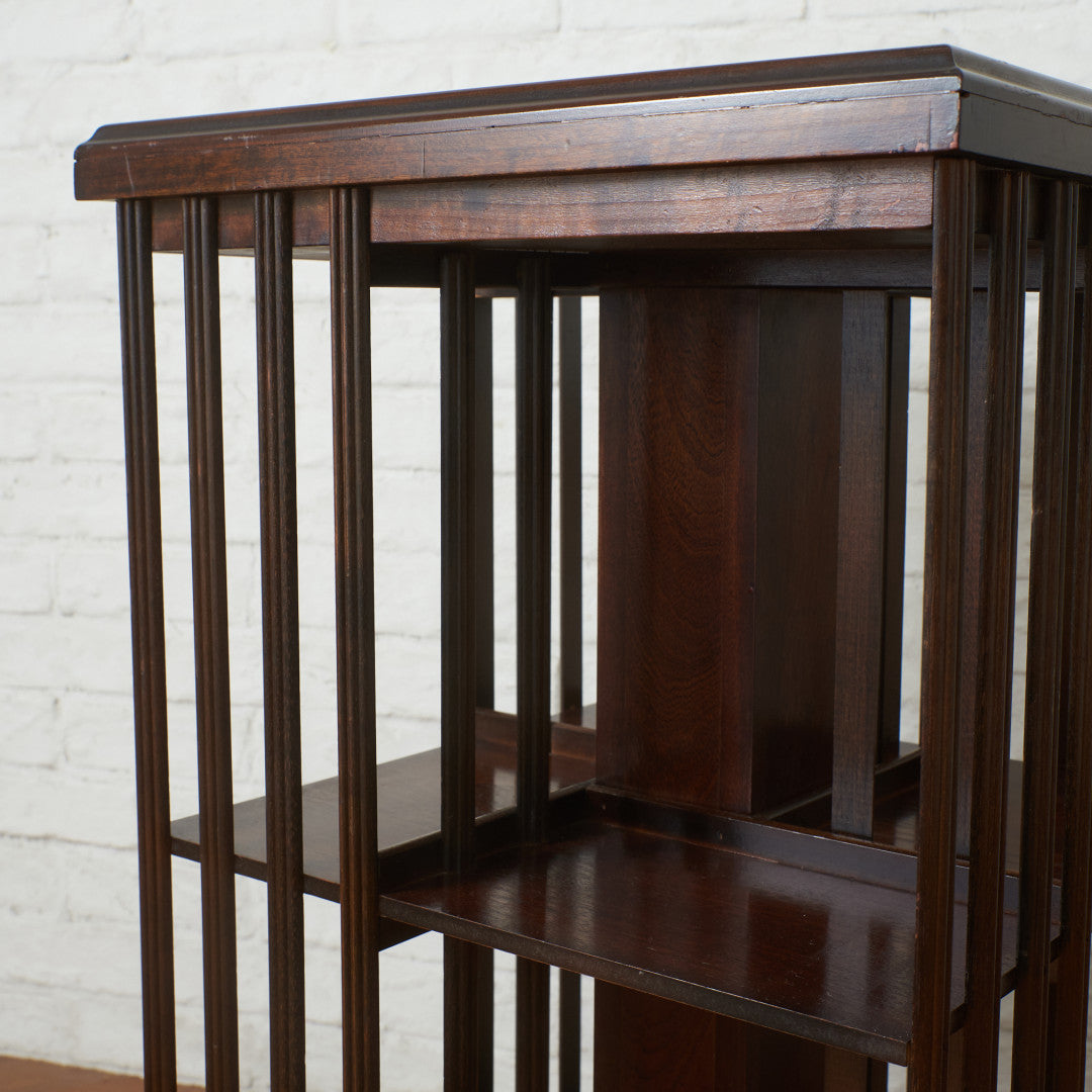 英国アンティーク リボルビングブックケース