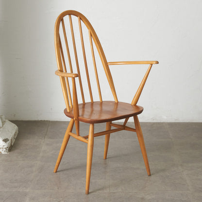 ヴィンテージ クエーカーアームチェア/ラウンドゴールドラベル