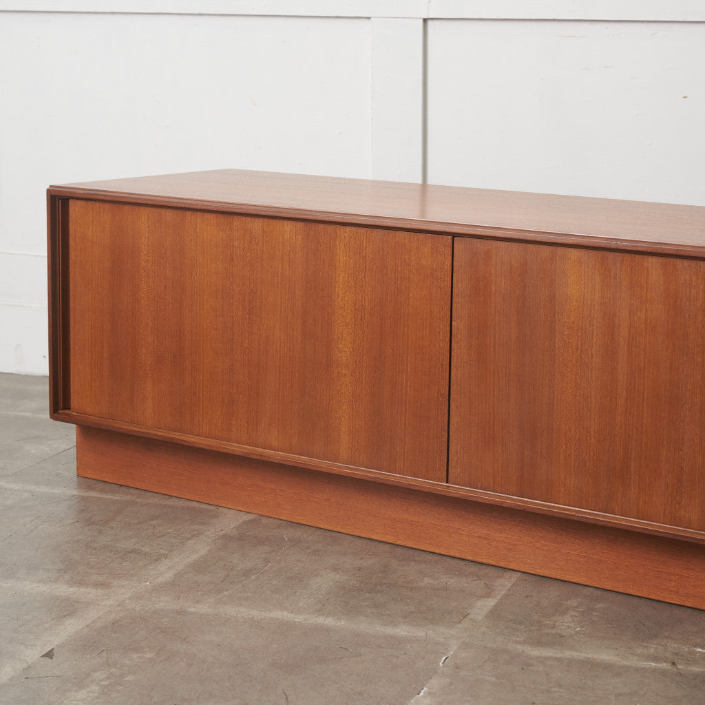 Form FIVE サイドボード