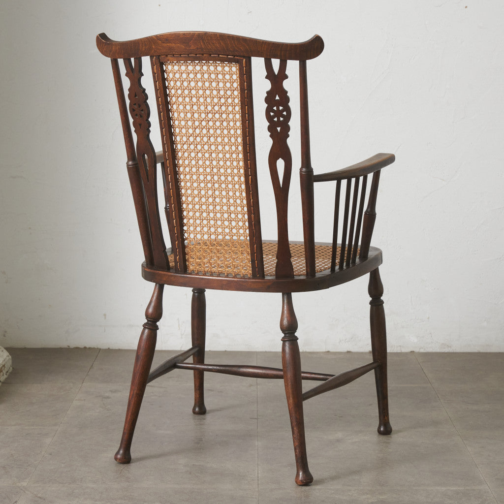 西洋クラシック 籐張り アームチェア / ジャンク品