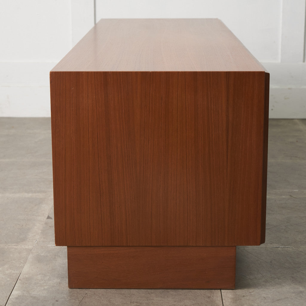 Form FIVE サイドボード