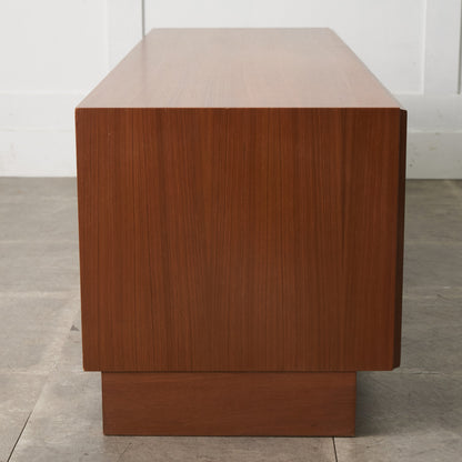 Form FIVE サイドボード