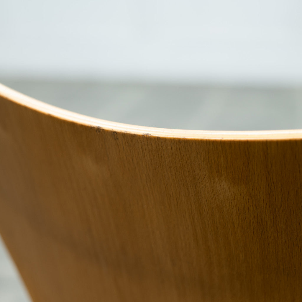 セブンチェア / フロントパディング