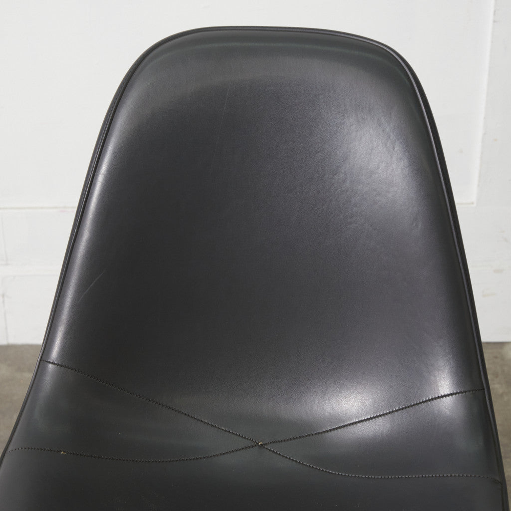 サイドシェルチェア スタッキングベース