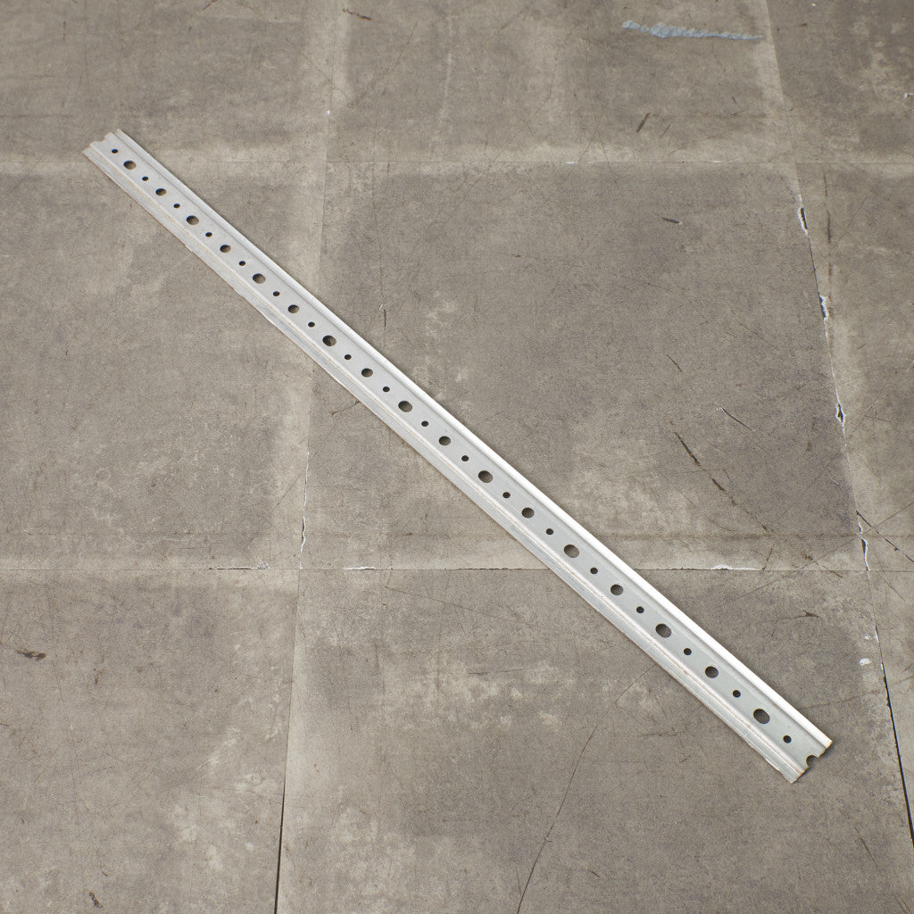 チェリー材 壁掛けCDラック