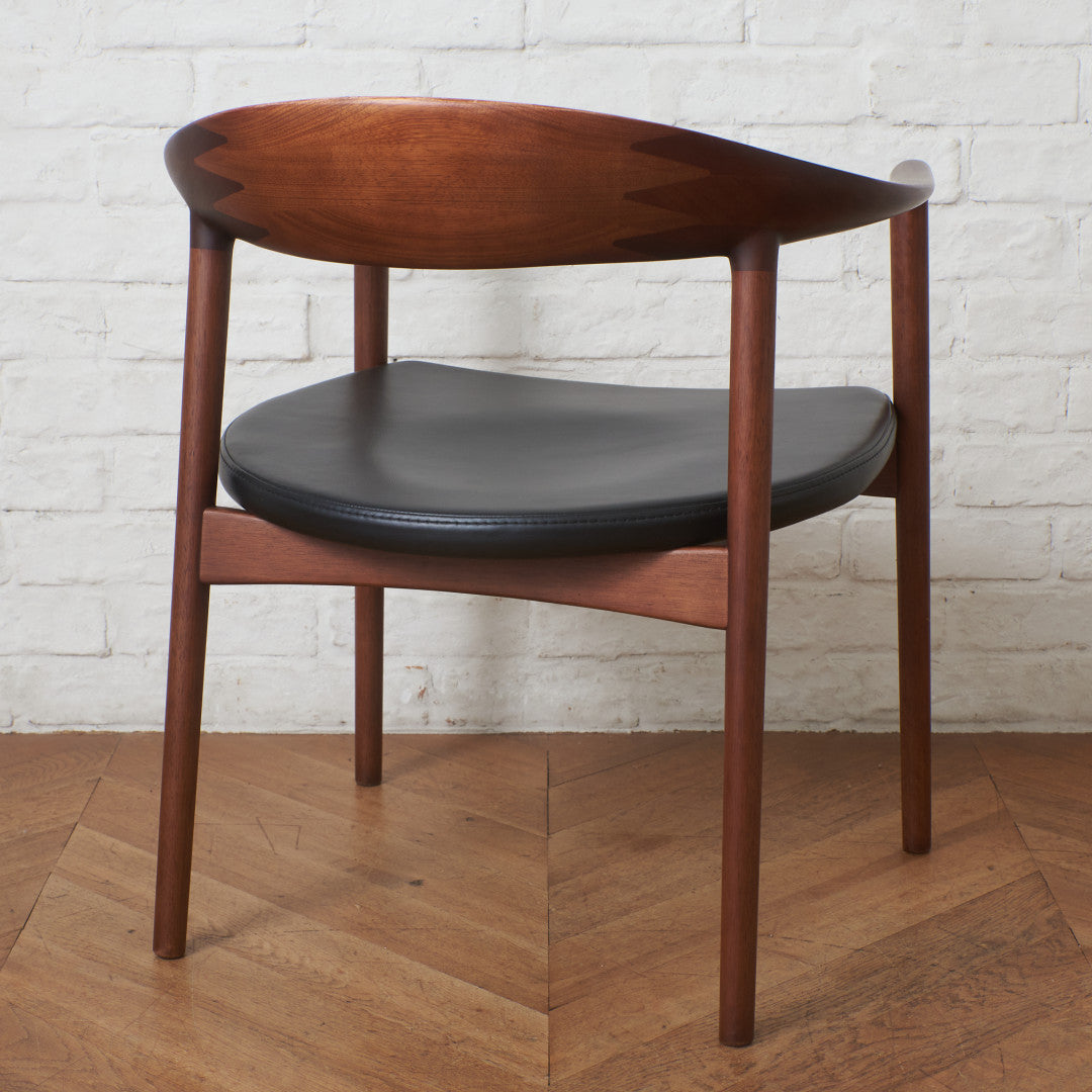 【新品】ACTUS 「ホースシュー」 2脚購入はさらに値引き HORSE SHOE アームチェア – rocca rocca