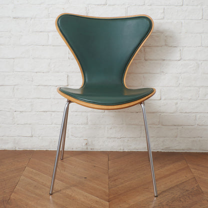 セブンチェア / フロントパディング