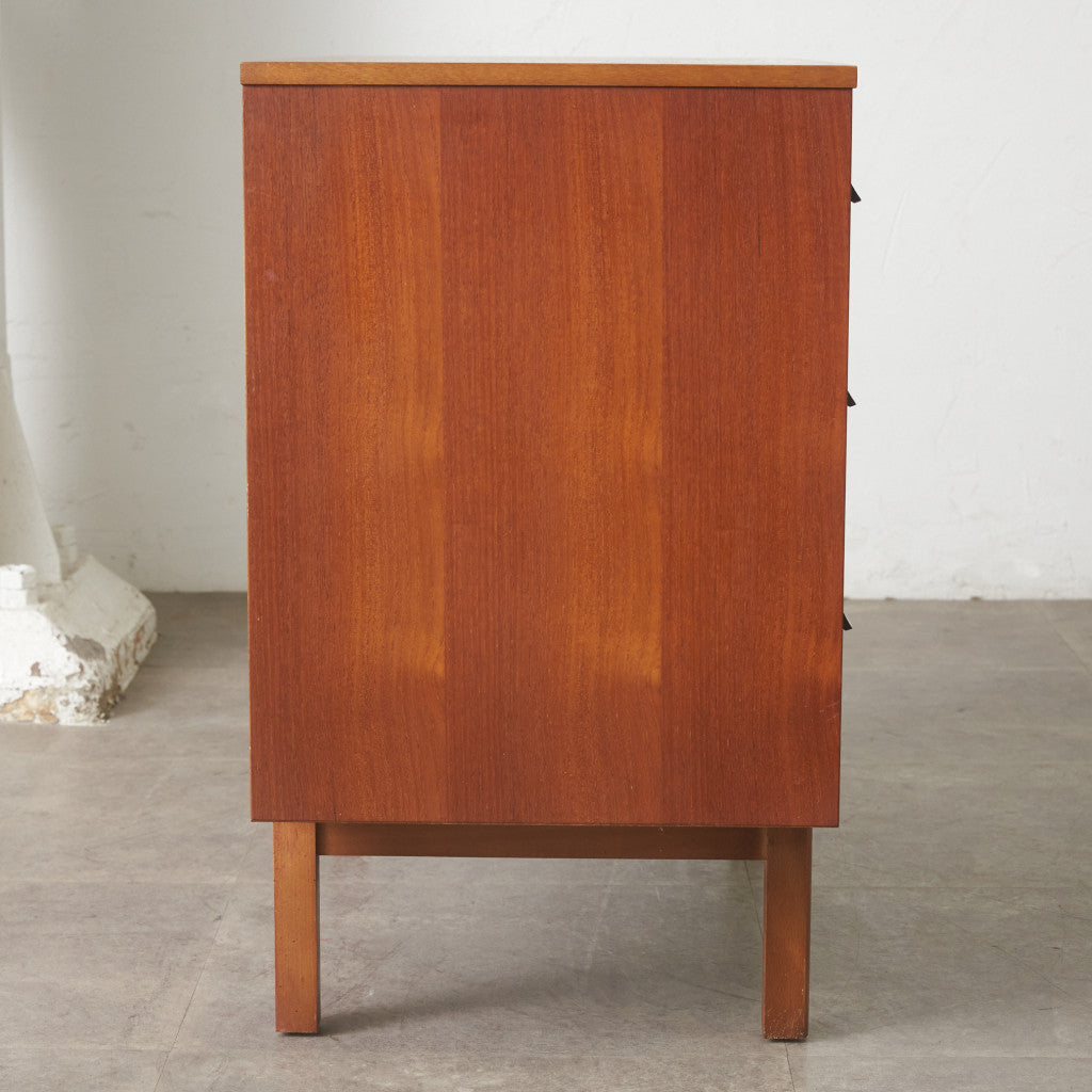 ヴィンテージ 3段 チェスト