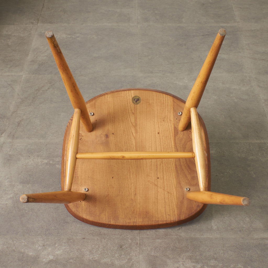 フープバックチェア