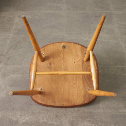 フープバックチェア