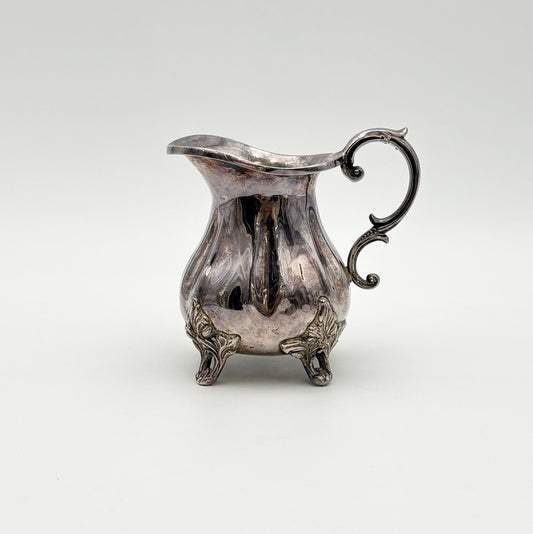 Silver Plate ミルクピッチャー