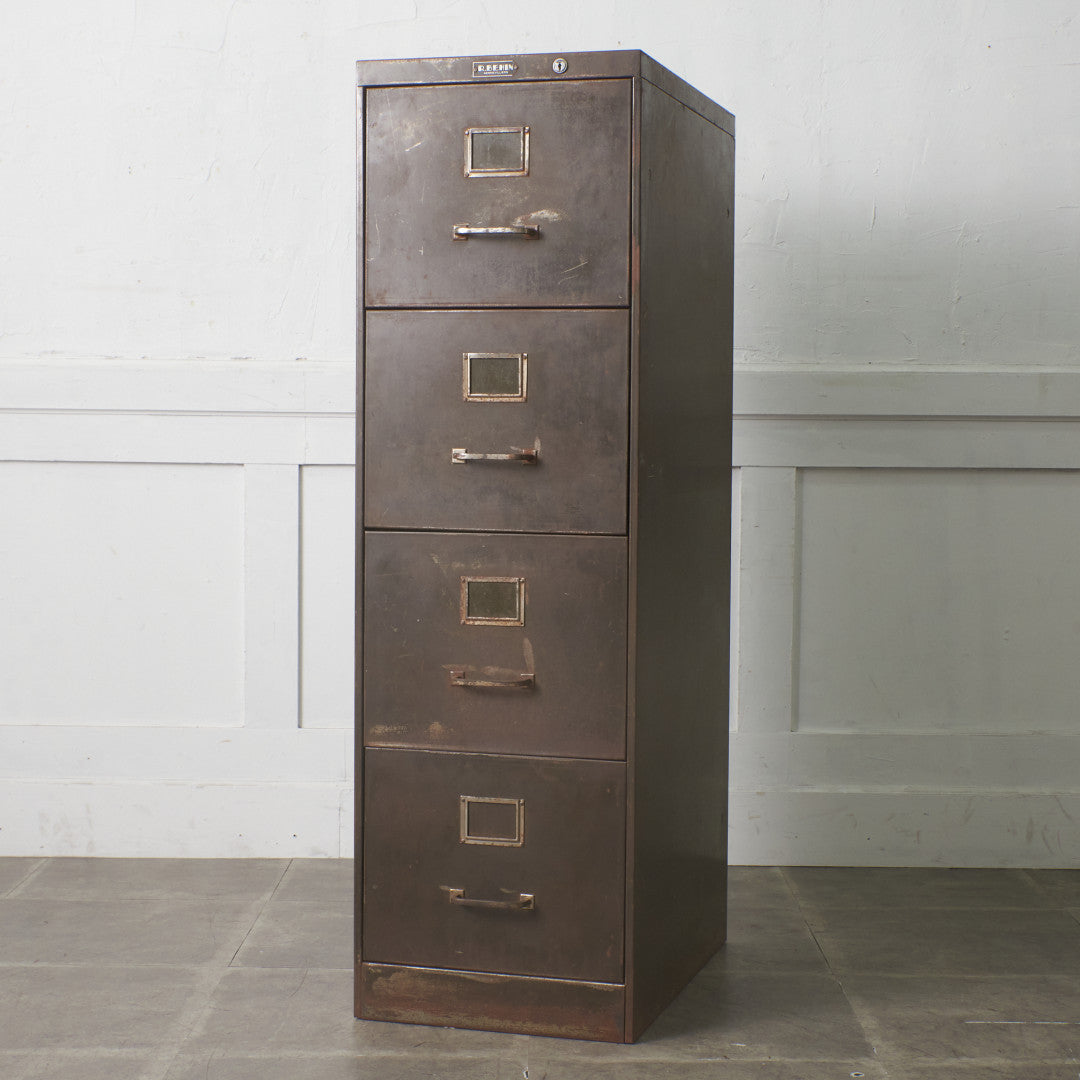 4段 メタルキャビネット