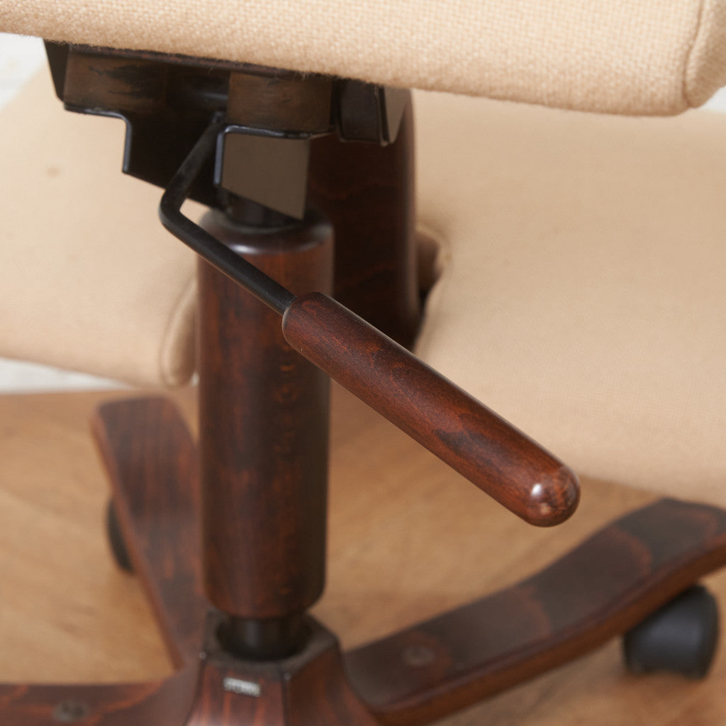 WING バランスチェア