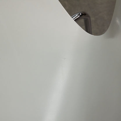 セブンチェア