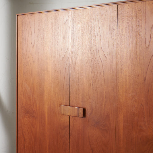 Danish ワードローブ