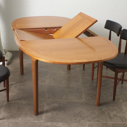 エクステンション オーバル ダイニングテーブル