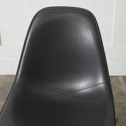 サイドシェルチェア スタッキングベース