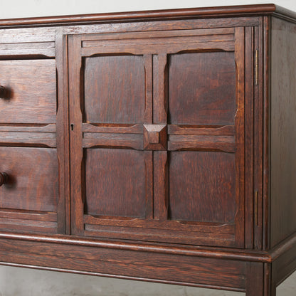 英国アンティーク サイドボード