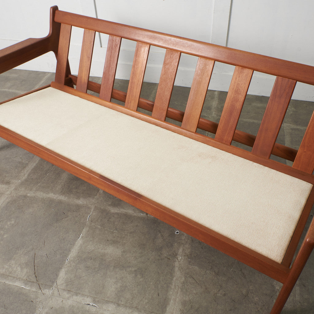 ヴィンテージ 3人掛けソファ