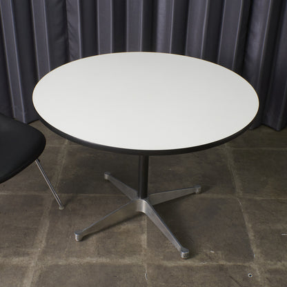 イームズ コントラクトベース ラウンドテーブル