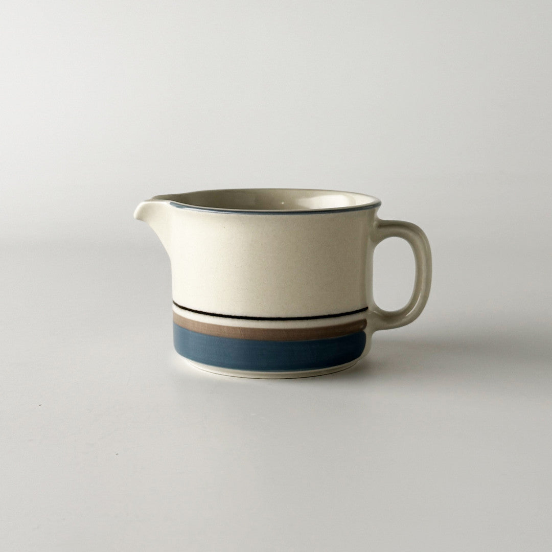 Uhtua ウートゥア ミルクピッチャー