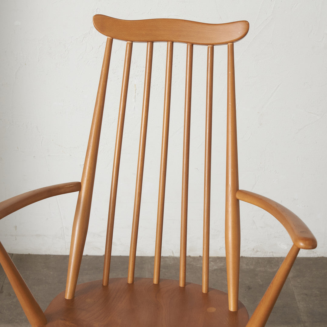 ゴールドスミス アームチェア – rocca rocca