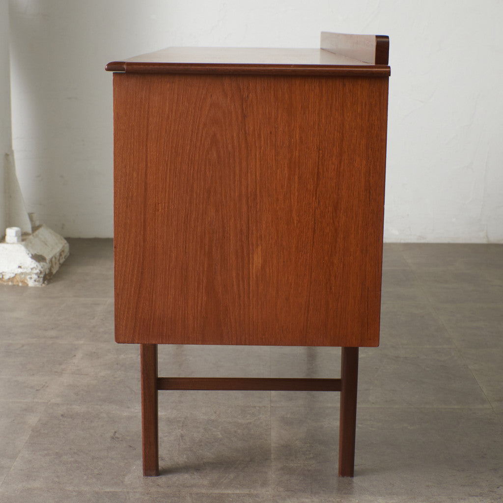 ヴィンテージ サイドボード