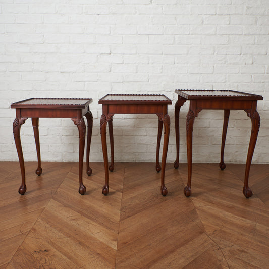 西洋クラシック マホガニー材 ネストテーブル