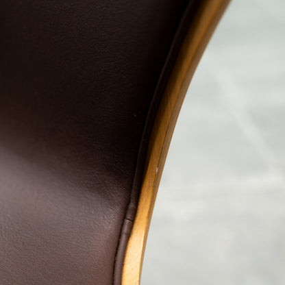 セブンチェア / フロントパディング