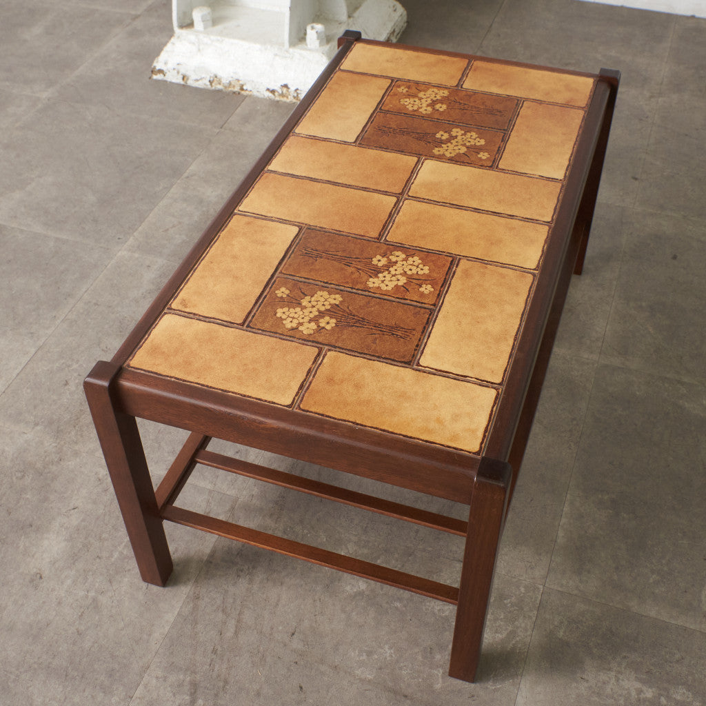 ヴィンテージ タイルトップ コーヒーテーブル – rocca rocca