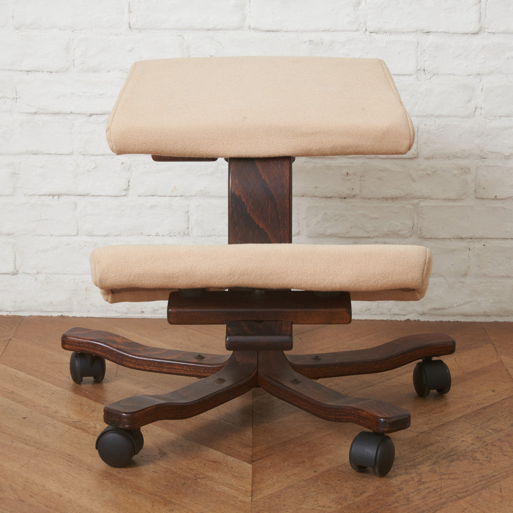 WING バランスチェア