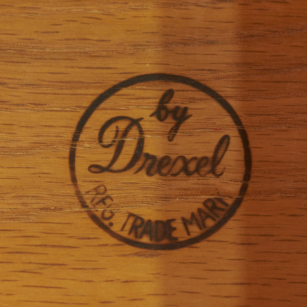 TRIUNE チェストボード