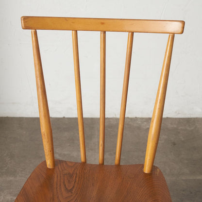 スティックバックチェア