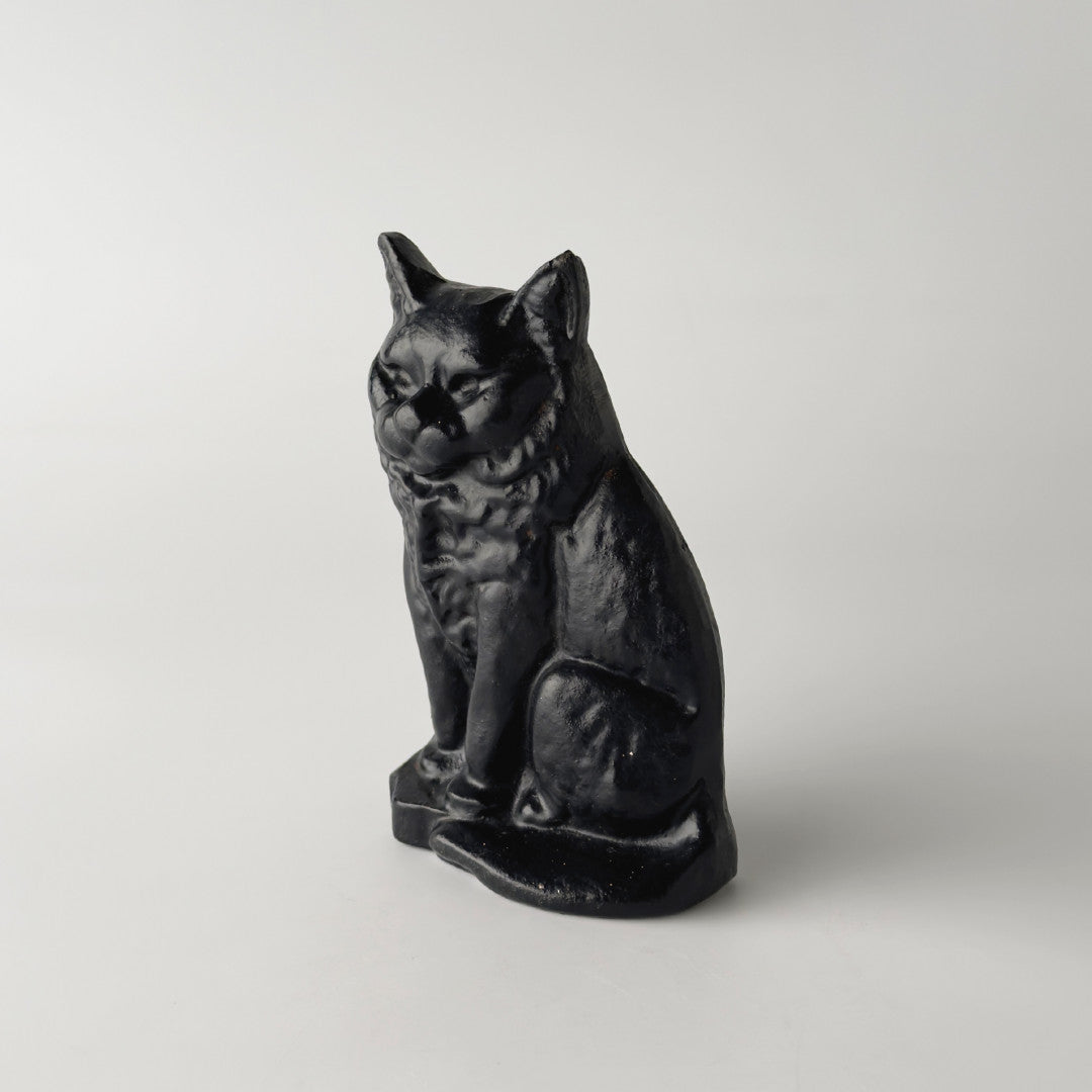 ヴィンテージ 鉄製 猫のフィギュリン