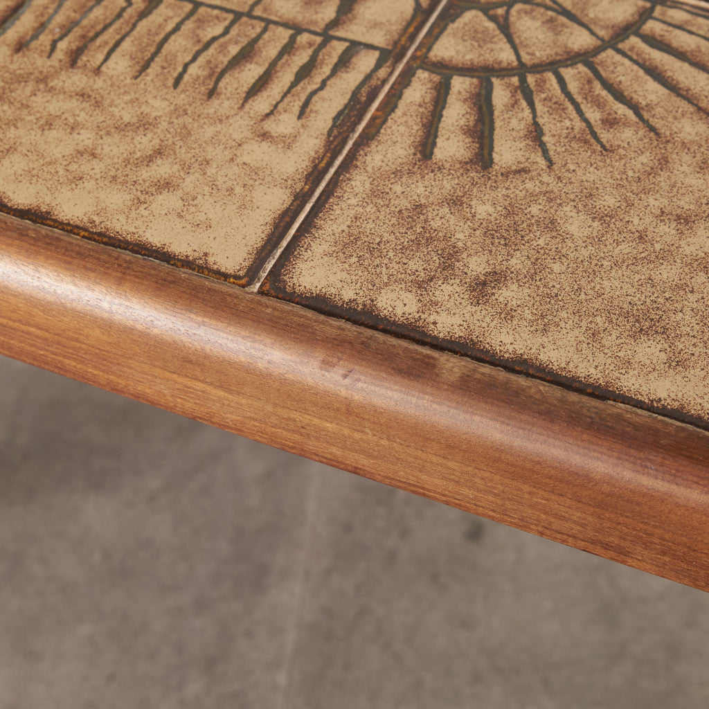 タイルトップ コーヒーテーブル