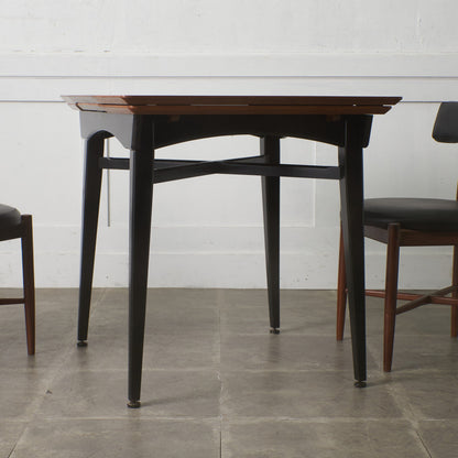 ヴィンテージ エクステンション ダイニングテーブル