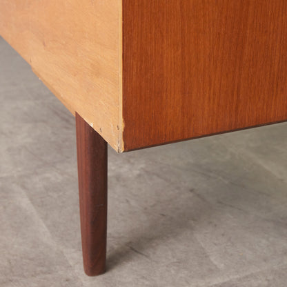 Fresco 脚付きサイドボード (4072)