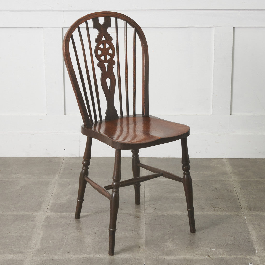 英国クラシック ホイールバックウィンザーチェア