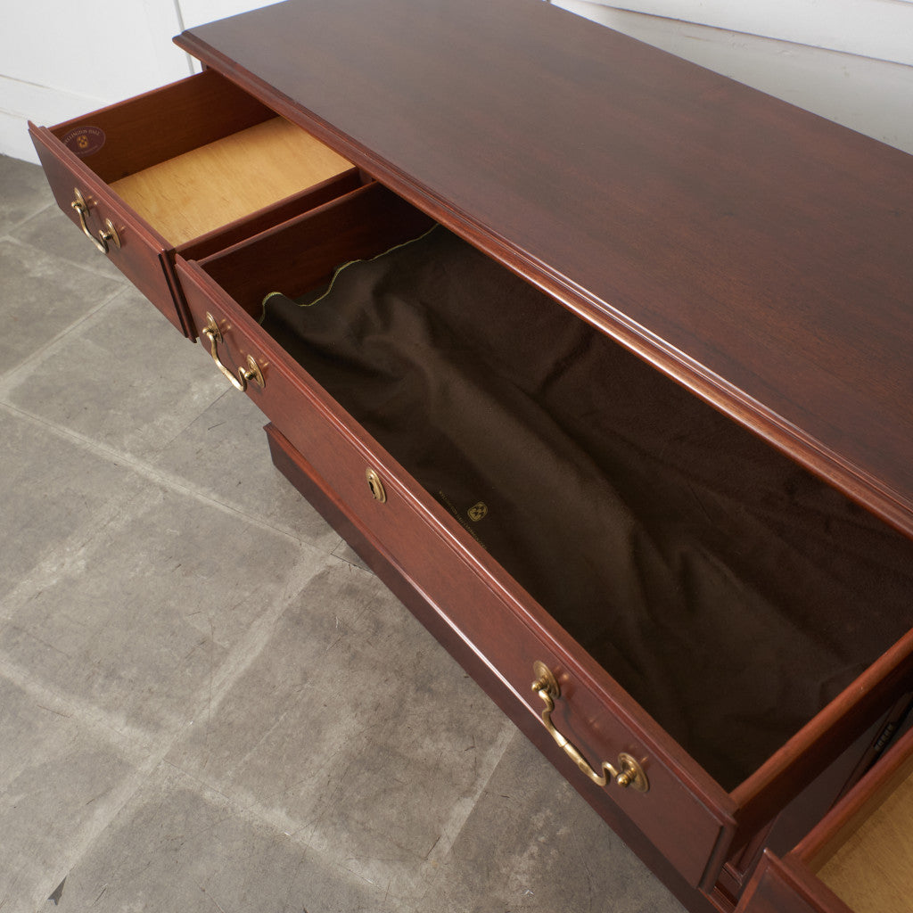 クラシック サイドボード