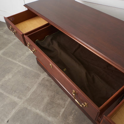 クラシック サイドボード