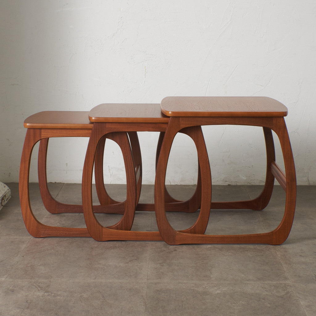 Burlington ネストテーブル