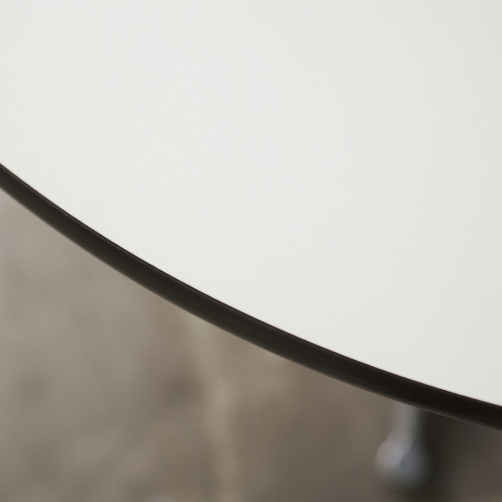 イームズ コントラクトベース ラウンドテーブル