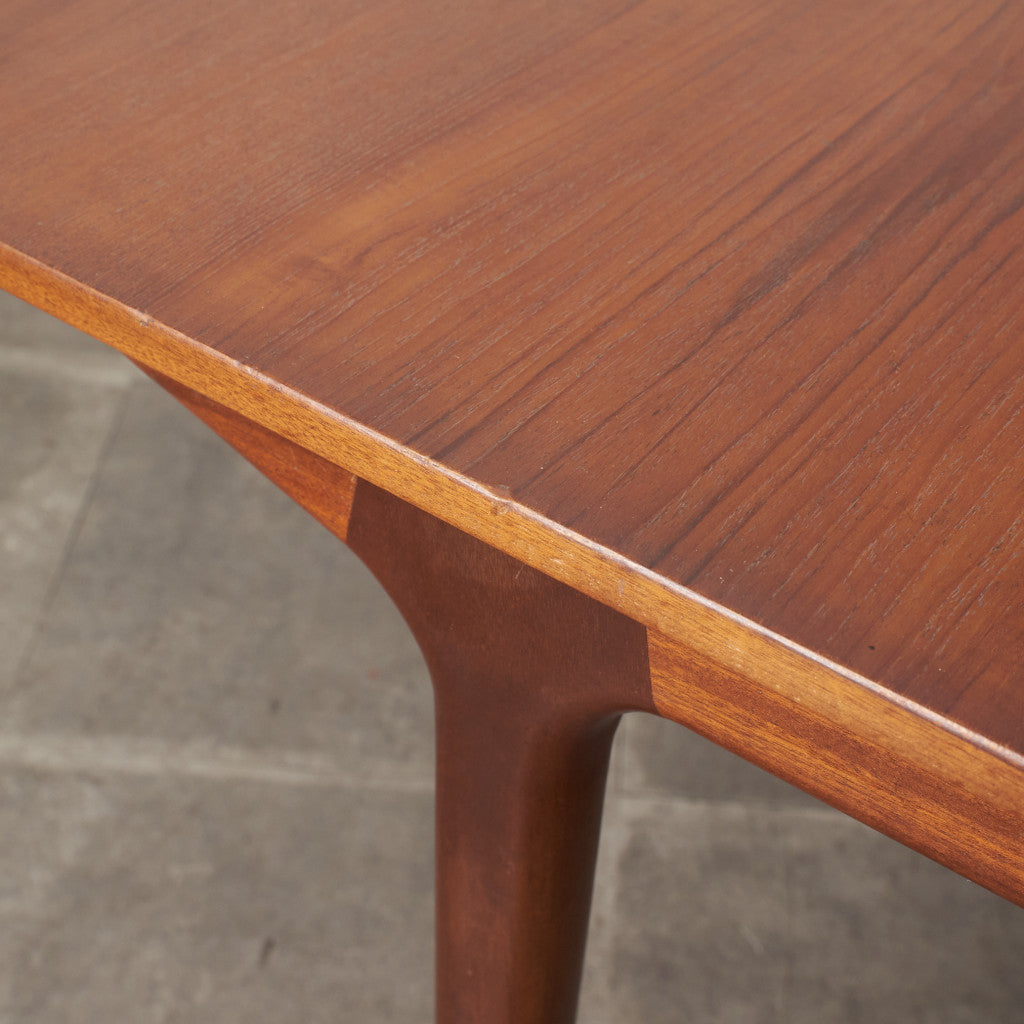 T3 エクステンション レクタングル ダイニングテーブル