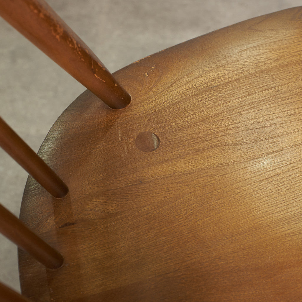 ヴィンテージ クエーカーチェア / ラウンドゴールドラベル