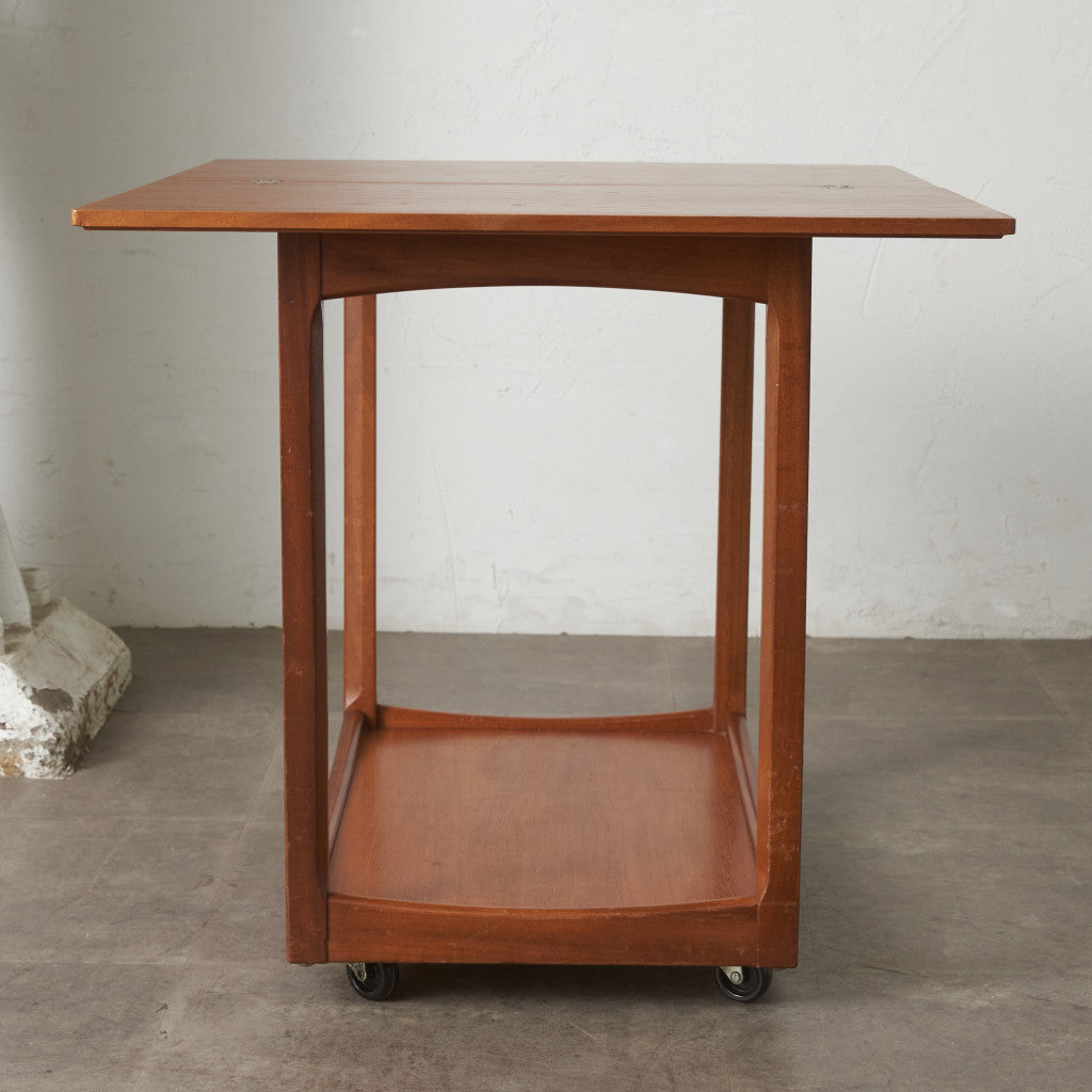 英国ヴィンテージ ターンリーフ ティートロリー