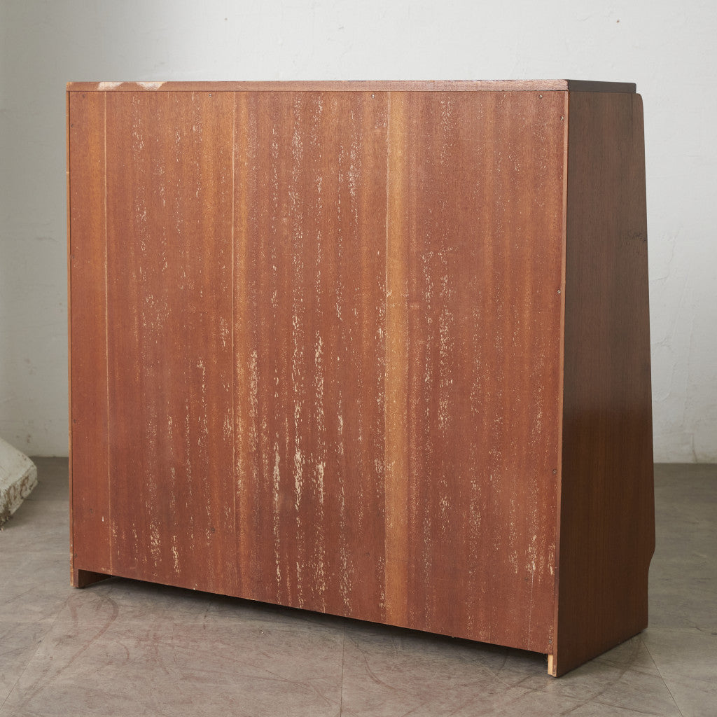 Brandon ガラスキャビネット