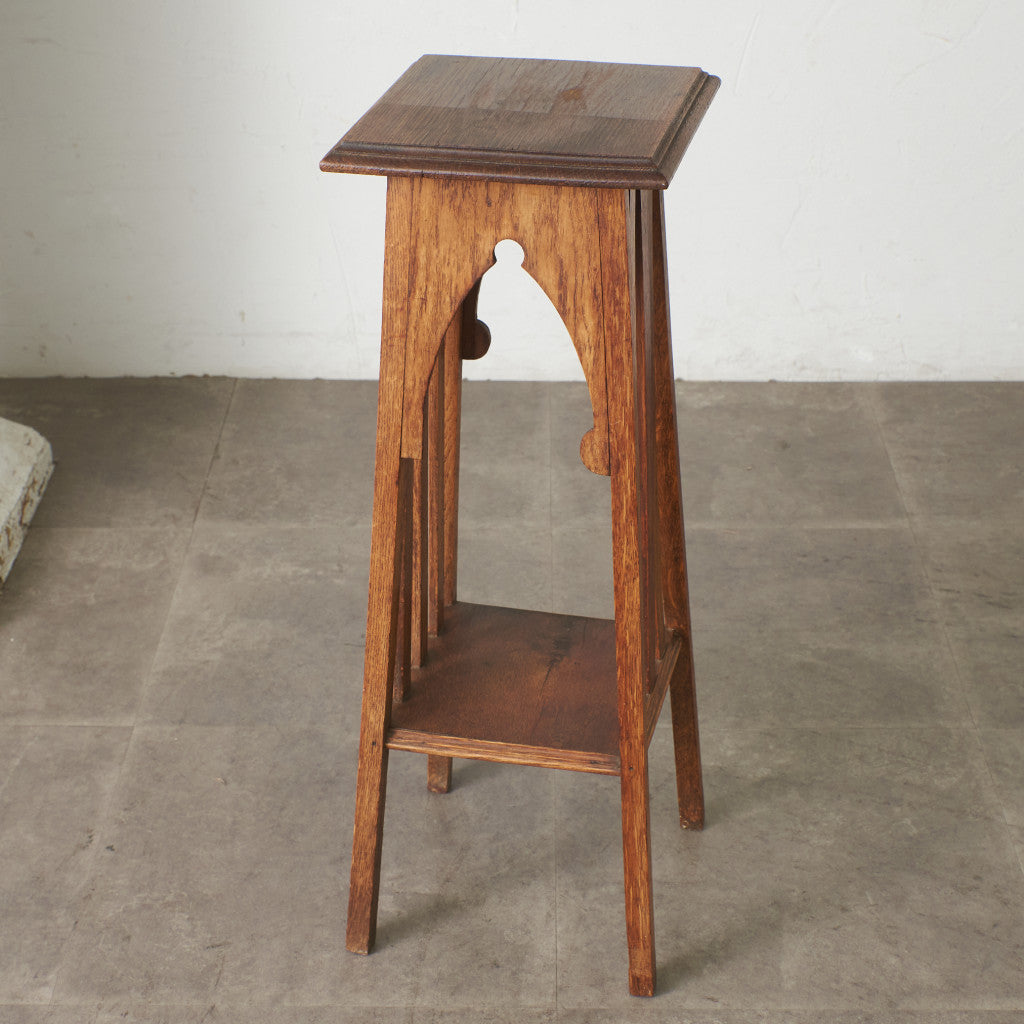 英国アンティーク  アーツアンドクラフツ様式 プランタースタンド